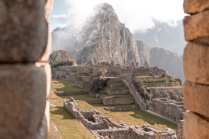 Two-Day Short Inca Trail to Machu Picchu: 48-Hour Trek from Cusco