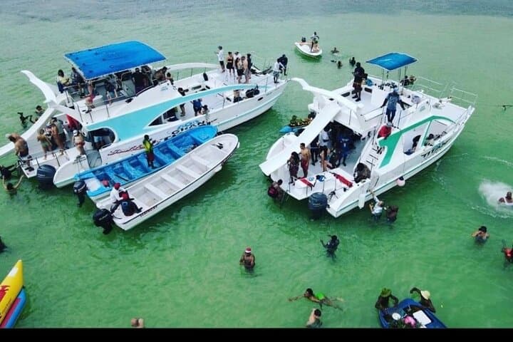 Punta Cana Adult Party Boat: Snorkel, Rum & Coastal Beats photo 4