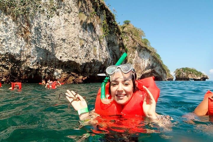 Catamaran Arches & Quimixto Waterfall — Puerto Vallarta All‑Inclusive Day Cruise photo 2