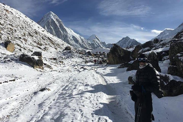 Everest Base Camp Trek: 11-Day High-Altitude Journey to EBC & Kala Patthar photo 3