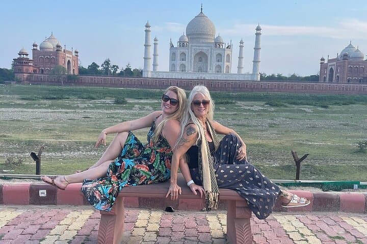 Golden Triangle Luxury Tour from Mumbai: 5-Day Agra, Jaipur & Delhi Itinerary