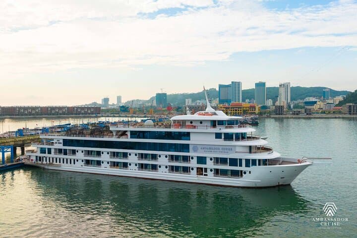 Ambassador Luxury Day Cruise in Ha Long Bay: Full-Day VIP Excursion photo 2