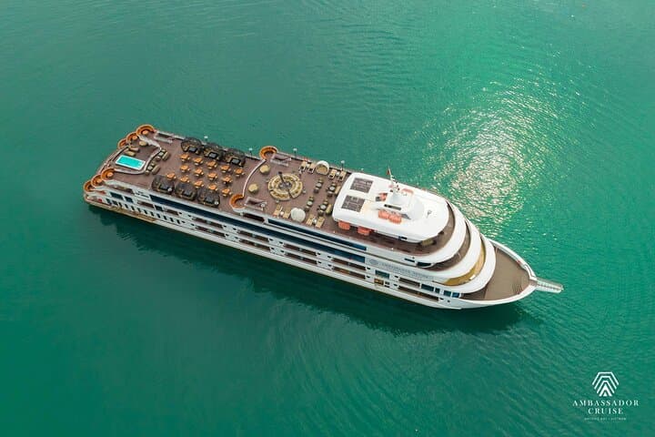 Ambassador Luxury Day Cruise in Ha Long Bay: Full-Day VIP Excursion