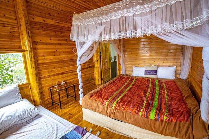 Sapa 3-Day Trek and Homestay: Rice Terraces, Cat Cat & Ta Van Bungalow photo 6