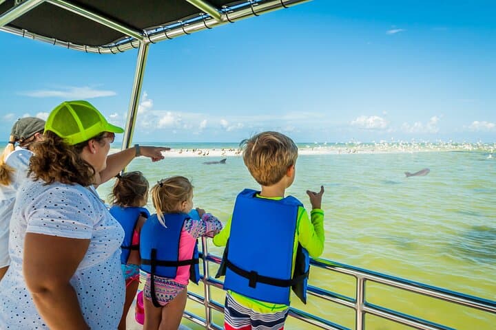 Ten Thousand Islands Shelling & Wildlife Cruise from Marco Island