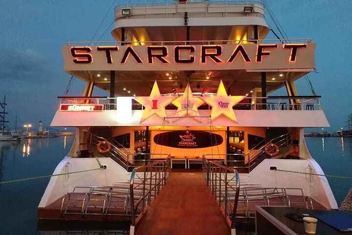 Alanya Night Disco Yacht: Foam Party Cruise on the Mediterranean