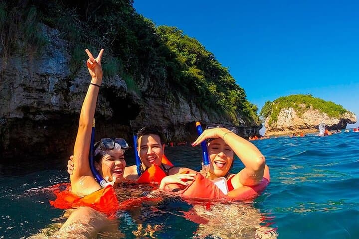 Catamaran Arches & Quimixto Waterfall — Puerto Vallarta All‑Inclusive Day Cruise photo 1