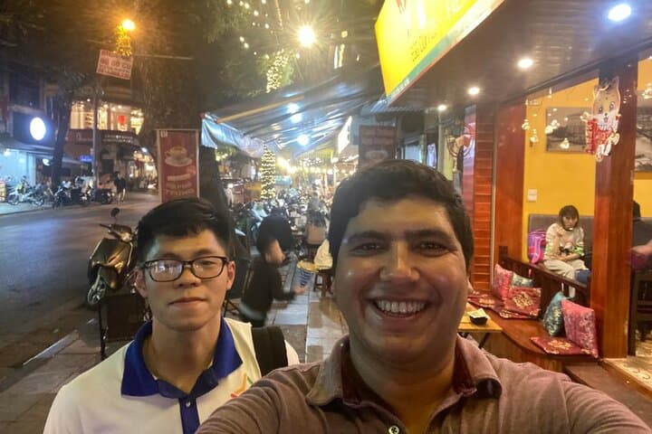Evening Hanoi Customized Walking Tour — Old Quarter Night Market & Hoan Kiem Lake photo 4
