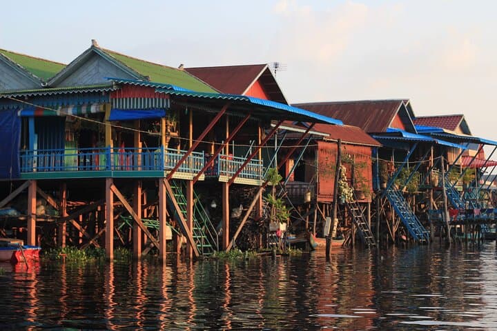Private 10-Hour Beng Mealea & Tonle Sap Tour from Siem Reap