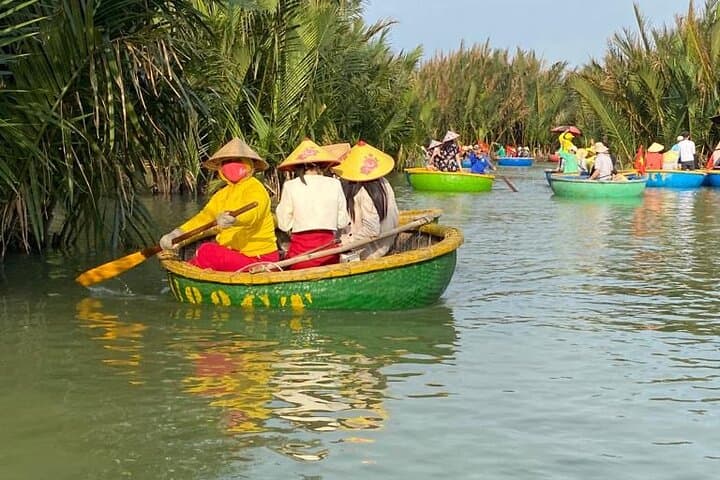 Hoi An Phở Cooking Class & Bay Mau Bamboo Basket Boat Experience photo 5
