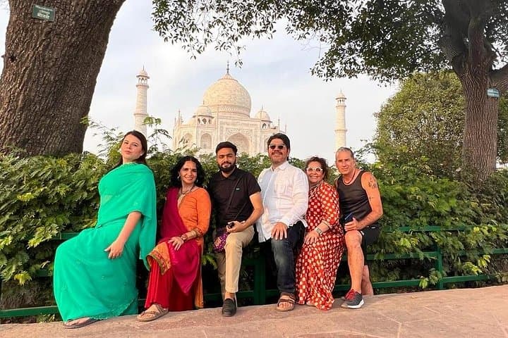 Golden Triangle with Rishikesh: 7-Day New Delhi, Agra & Jaipur Cultural Tour photo 2