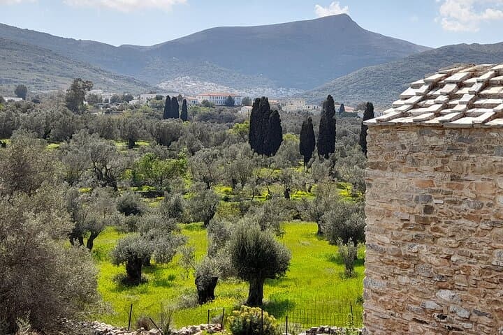 Hike Naxos’ Tragea Valley: Villages, Byzantine Churches & Kitron Tasting