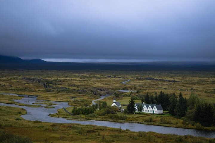 Private Golden Circle Tour from Keflavik Airport: Thingvellir, Geysir, Gullfoss & Kerid photo 4