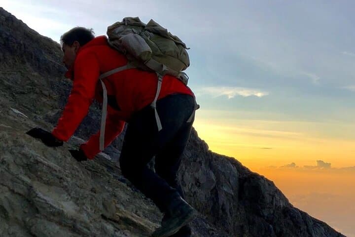 Mount Batur Sunrise Trek: Summit Hike, Hot Springs & Kintamani Lunch