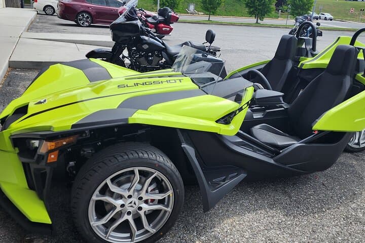 Drive a Polaris Slingshot in Philadelphia: Center City 3‑Wheel Rental photo 3