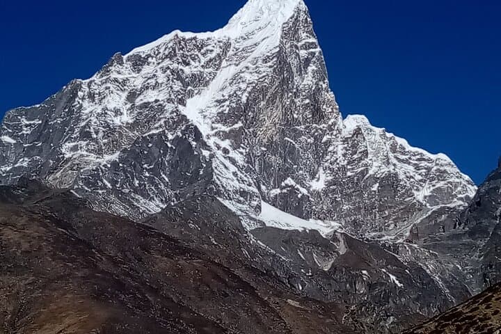 11-Day Private Everest Base Camp Trek from Lukla — Complete Trek Guide photo 4
