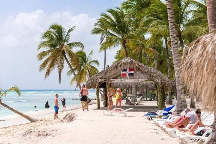 Saona Island Day Trip from Punta Cana: Natural Pool, Starfish & Beach Buffet photo 3