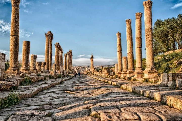 Jerash & Dead Sea Day Tour from Amman — Ancient Ruins and Floating in the Salt Sea photo 2