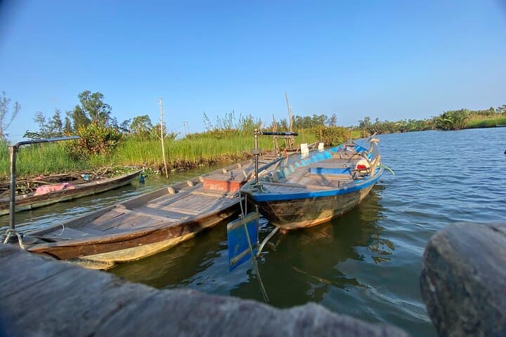Riding Hoi An’s Back Roads: Countryside Vespa Tour, Food & Village Life photo 5