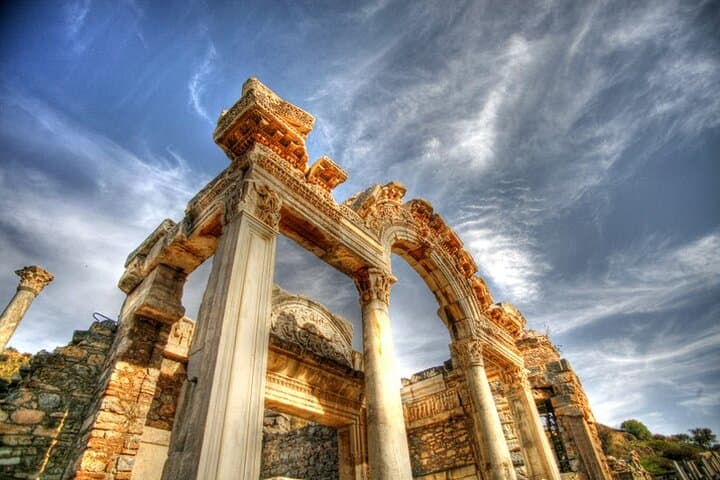 Istanbul to Cappadocia: 3-Day Cultural and Hot Air Balloon Adventure photo 2
