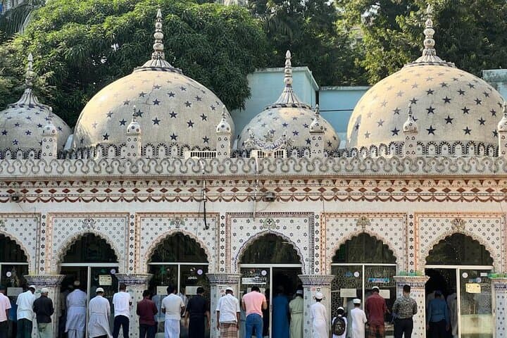 Private Full-Day Dhaka City Tour — Lalbagh Fort, Ahsan Manzil & Buriganga Boat Ride photo 2