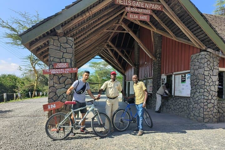 Hell's Gate & Lake Naivasha: Bike the Rift Valley Gorges from Nairobi photo 2