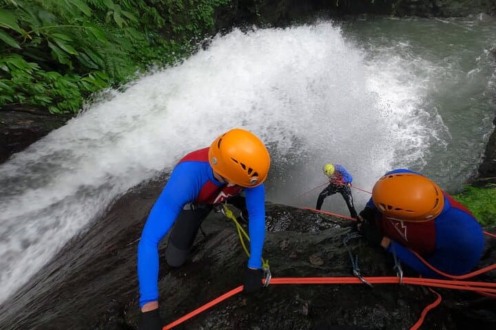 Alam Canyon Canyoning: Ubud's Natural Rappels, Jumps & River Descent photo 3