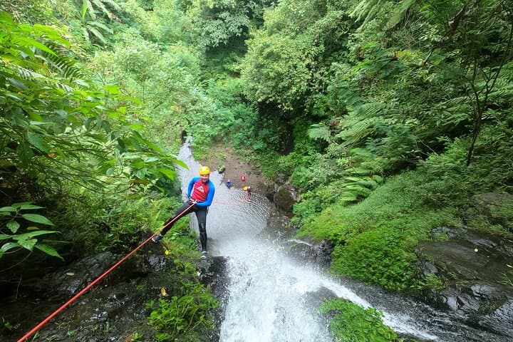 Alam Canyon Canyoning: Ubud's Natural Rappels, Jumps & River Descent photo 2