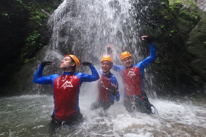 Alam Canyon Canyoning: Ubud's Natural Rappels, Jumps & River Descent photo 5
