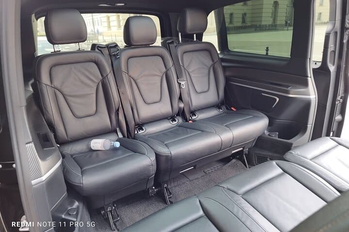 Berlin in Two Hours: Private Minivan Highlights Tour photo 2