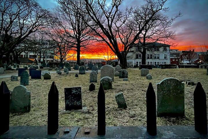 1692 Salem Night Walking Tour: Guided Walk Through Salem's Witch Trial Sites photo 6