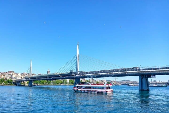 Istanbul Bosphorus Cruise: Morning & Sunset Boat Tour with Hotel Pickup photo 6