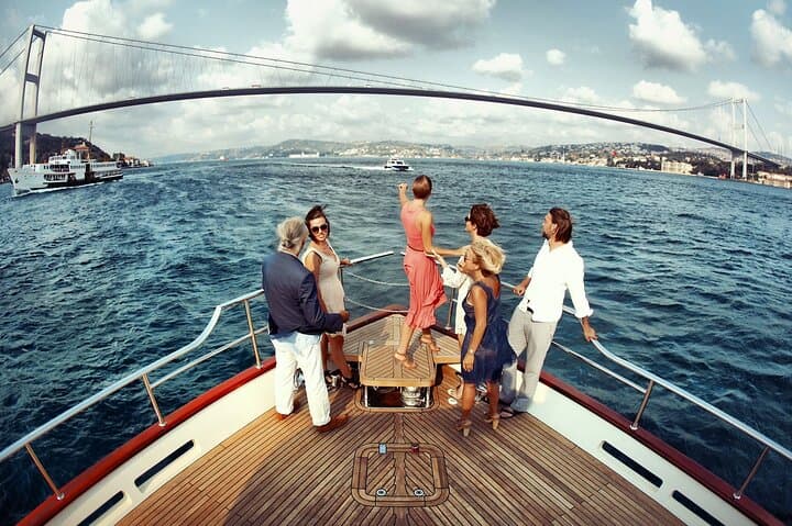 Istanbul Bosphorus Cruise: Morning & Sunset Boat Tour with Hotel Pickup photo 2