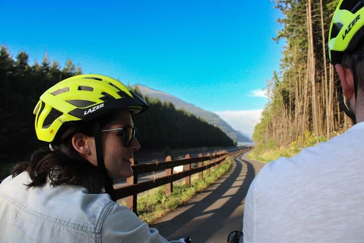 E-Bike Waterfalls & Waterfront: Columbia River Gorge Self-Guided Tour