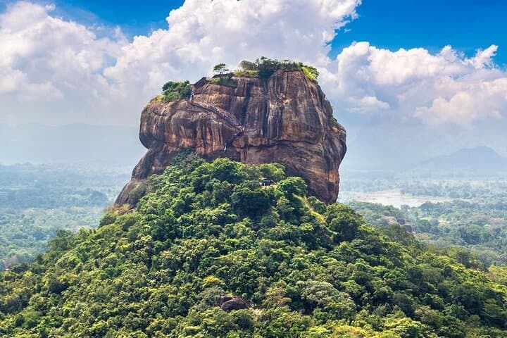 7-Day Sri Lanka Highlights: Sigiriya, Kandy, Tea Country & Southern Coast photo 3