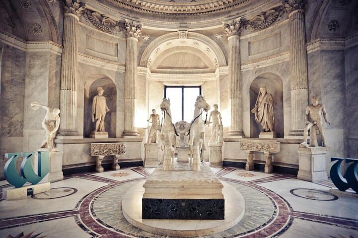 Private Vatican Museums & Sistine Chapel Tour: Skip-the-Line VIP Experience photo 6