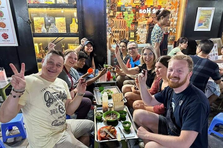 Hanoi Full Day City Tour: Hoan Kiem, Ho Chi Minh Complex & Bat Trang photo 3