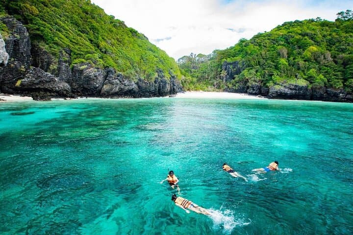 Phi Phi Island Instagram Tour — Private Speedboat to Top Photo Spots photo 4