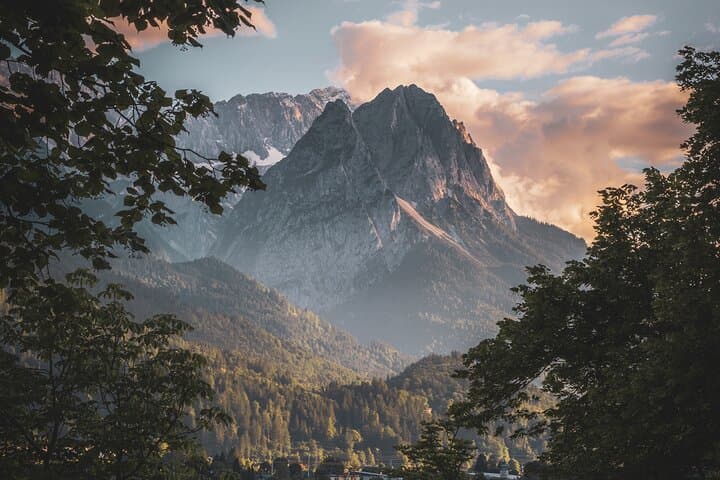 Private Zugspitze Summit Tour: Cable Car, Glacier & Highest Beer Garden