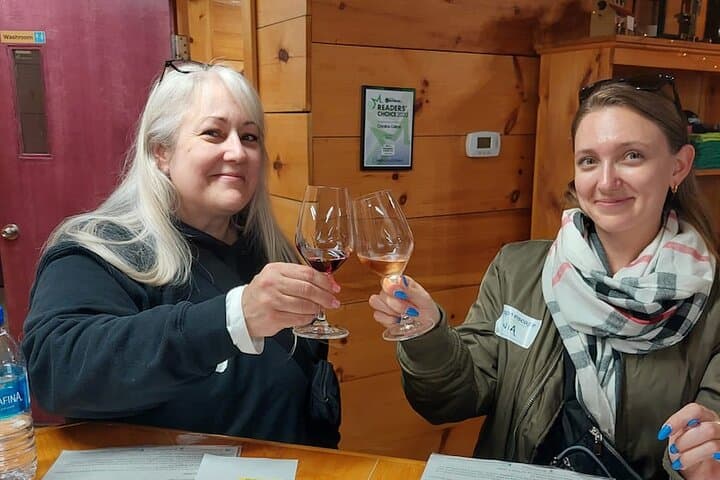 Niagara-on-the-Lake Cycle and Wine-Tasting Tour — 4- or 6-Hour Winery Ride photo 5