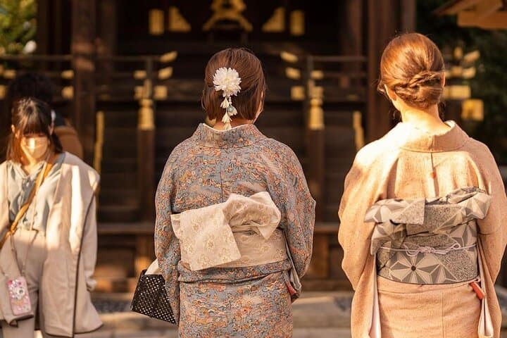 Private Guided Historical Sightseeing Tour in Kyoto — Fushimi Inari, Kiyomizu-dera & Gion Highlights photo 4