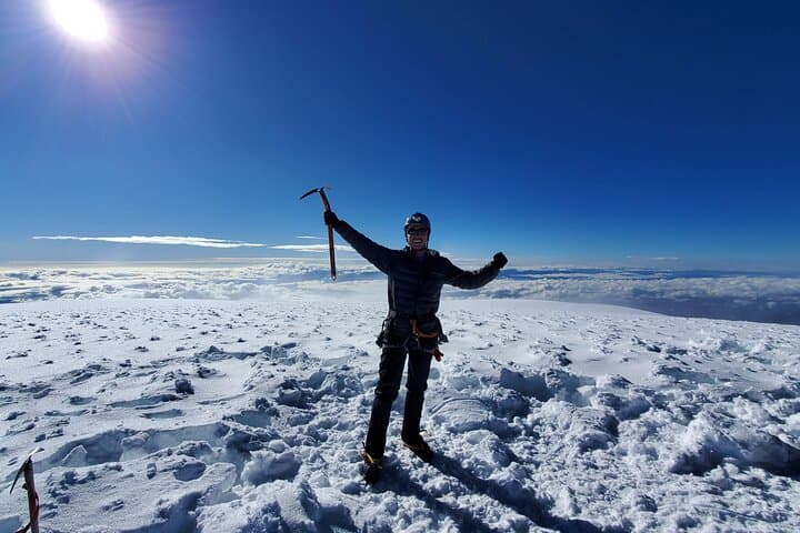 Summit Chimborazo in 2 Days: Veintimilla & Whymper Expedition photo 4