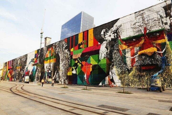 Historic Center Walking Tour — Rio's Downtown Landmarks & Street Art photo 2