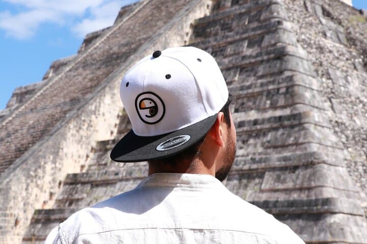 2-Day Isla Mujeres Catamaran and Chichén Itzá Tour from Cancún
