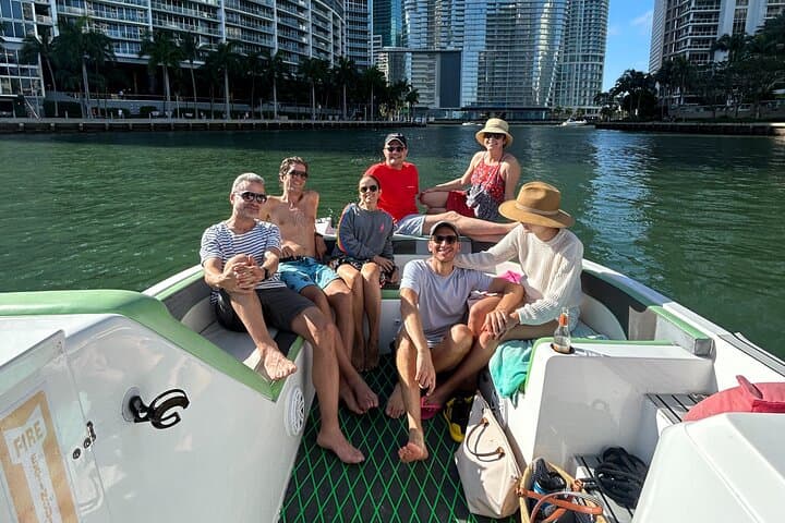 Miami Skyline & Party Island: 4-Hour Private 28ft Boat Tour photo 2