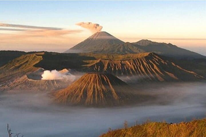 Ijen Blue Fire & Bromo Sunrise: 2N/3D Volcano Trek with All Entrances Included photo 3