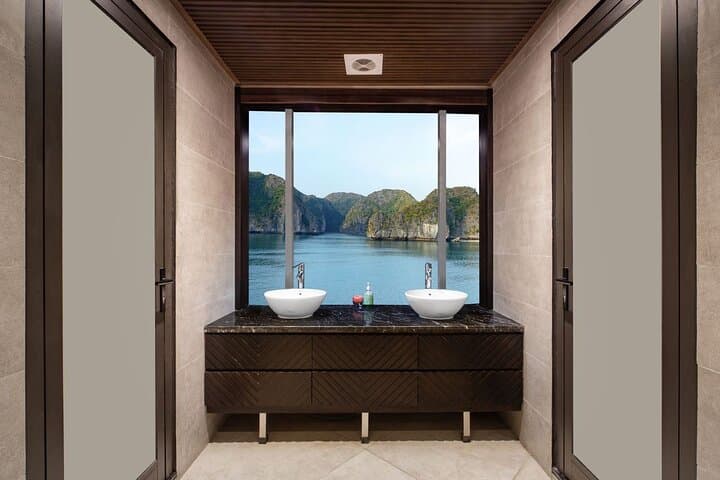 Luxury Halong & Lan Ha Bay Day Cruise on Jade Sails — Kayak, Jacuzzi & Sunset photo 6