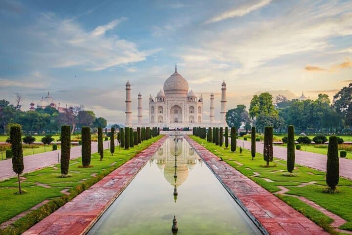 Sunrise at the Taj Mahal: Same-Day Private Tour from Delhi photo 3