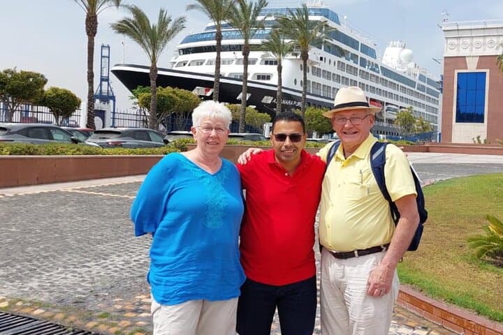 From Sokhna to Giza: Day Trip to the Pyramids & Sphinx