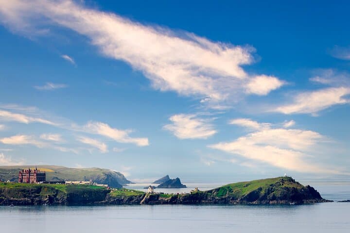 Monster SUP Tour in Newquay: Giant Paddleboard Adventure on Cornwall’s Coast photo 3